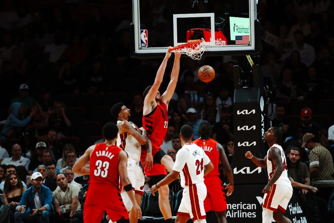 楊瀚森無緣出場，開拓者惜敗熱火，約維奇29+9阿夫迪亞33+11+8