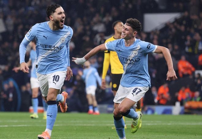 曼城2.6亿锋线组合制造3球，哈兰德神了：创造历史新纪录