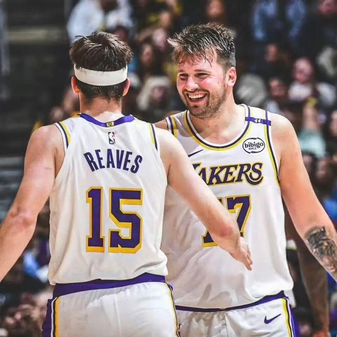 东契奇首秀！合砍50分强的离谱...湖人又捡到宝咯！