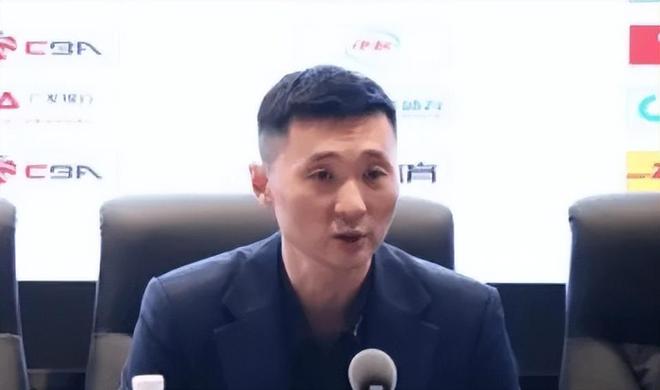 潰敗山東又在甩鍋！劉煒直指球員防守與思想問(wèn)題，那自己呢？