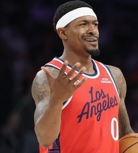 比爾賽季報銷，倫納德腳踝受傷，快船六連敗！哈登可以申請交易了