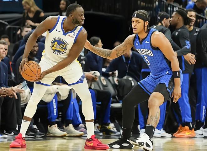 全靠库里！勇士半场60-67魔术，看数据：这2人是罪魁祸首！