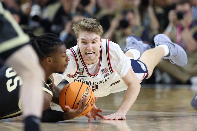 聰明的球員，不是教練教出來(lái)的