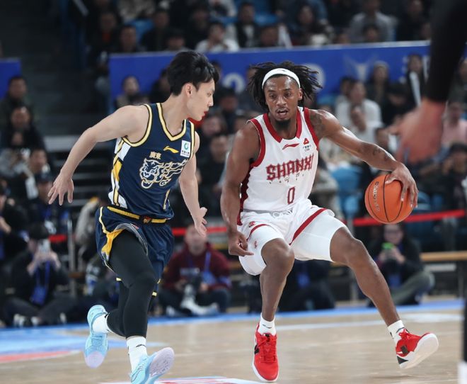 CBA杯：原帥末節(jié)11分山西拒廣東逆轉(zhuǎn)取連勝 諾威爾29+6徐杰25+11