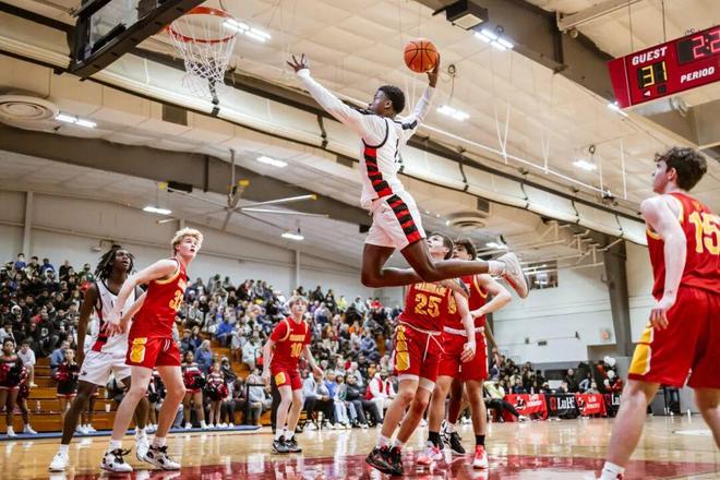 从2400人小岛打进NBA，他才真是“上乔下科”？