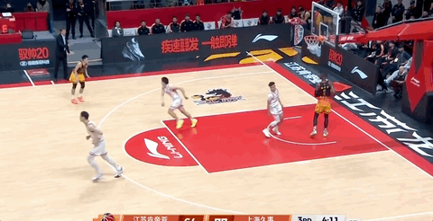 26歲廣西球王，在質(zhì)疑聲中成為本土得分王