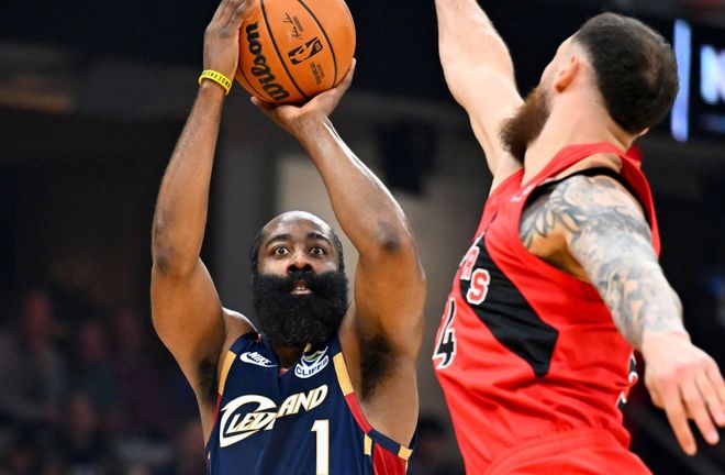 骑士总比分1-0！哈登22+10轻取猛龙 米切尔32分斯特鲁斯24分