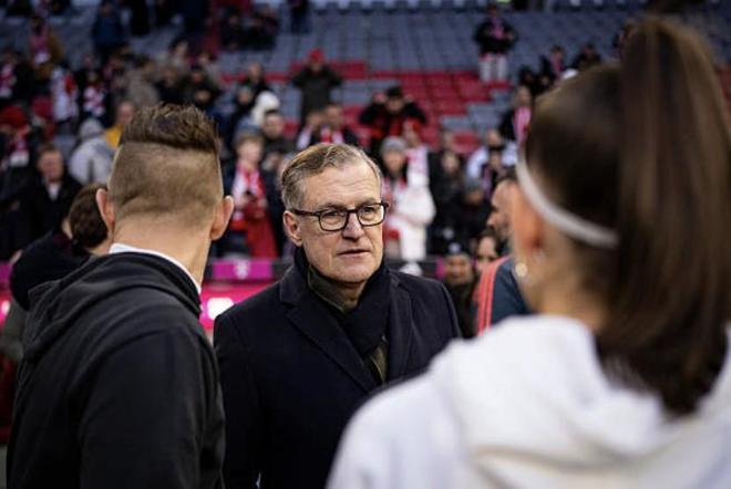 德雷森:迪亚斯真是一阵旋风;德国杯对阵莱比锡是生死战 德雷森:迪亚斯真是一阵旋风;德国杯对阵莱比锡是生死战