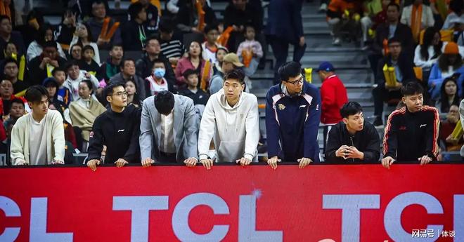 崔永熙首秀2分、本土球员共18分、杜锋无奈摊手!广东73-89辽宁 崔永熙首秀2分、本土球员共18分、杜锋无奈摊手!广东73-89辽宁