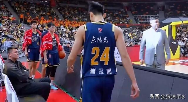 状态一般！崔永熙时隔688天重返CBA赛场 首节登场3分钟0分1失误