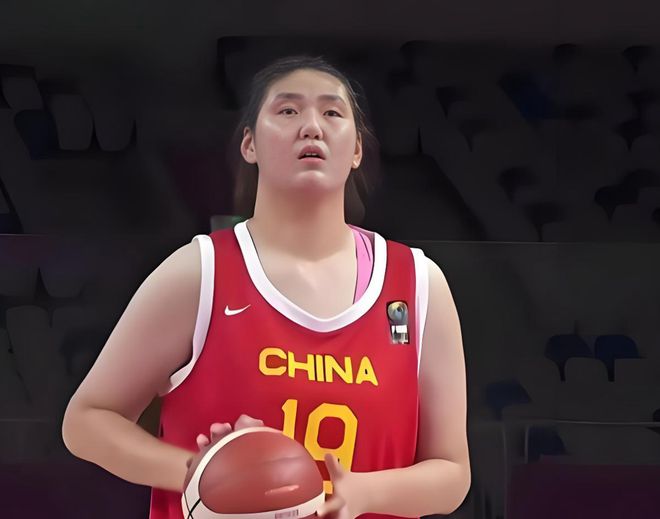 充分肯定!王思雨点评2米26张子宇:能成为世界顶级中锋 充分肯定!王思雨点评2米26张子宇:能成为世界顶级中锋