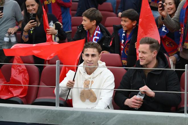 巴萨0-2栽了,被扫地出门的队长却放话能翻盘 巴萨0-2栽了,被扫地出门的队长却放话能翻盘