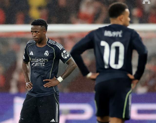 3战0胜!皇马噩梦6天:西甲掉队 欧冠命悬一线 全队情绪悲观 3战0胜!皇马噩梦6天:西甲掉队 欧冠命悬一线 全队情绪悲观