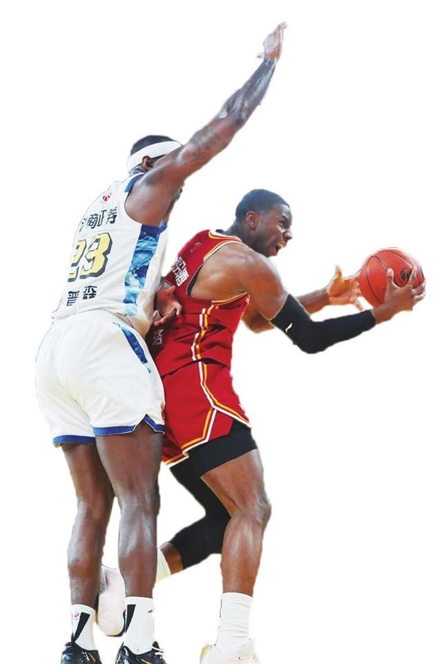 5名球员得分上双 山西男篮力克劲旅