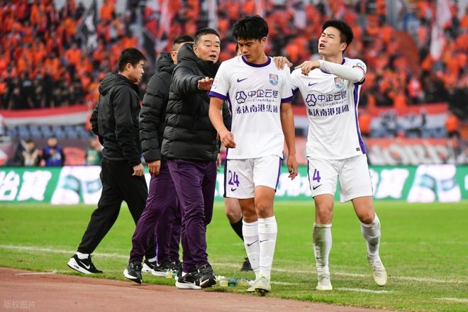 津门虎急盼的指挥官确定复出，本轮客场踢玉昆有望亮相，值得期待
