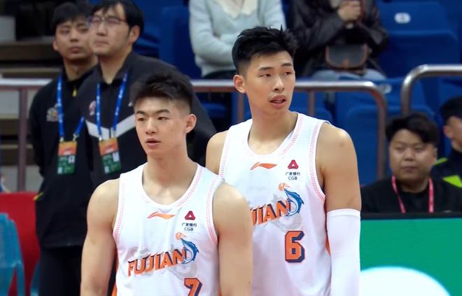 随着福建送江苏4连败，吉林惨败浙江，CBA最新排名：广东坐稳前4