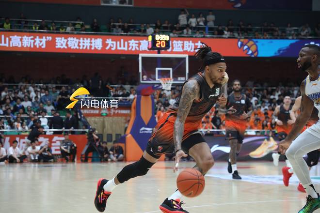 山东高速男篮不敌北京遭遇五连败 克里斯谈失利：球队需要正能量