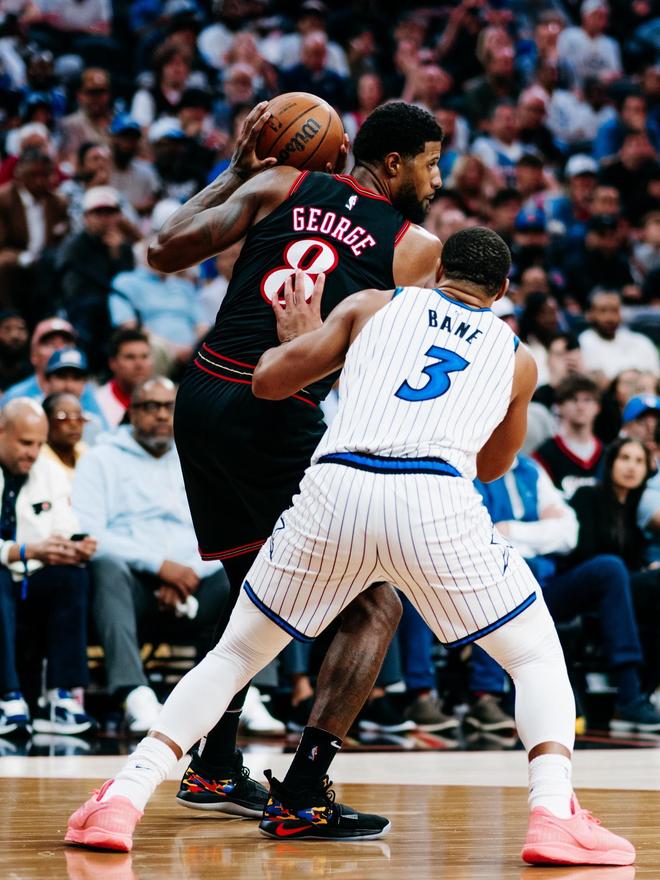 看完4场附加赛！才懂湖人想赢火箭的1大关键，是詹姆斯需激活1人