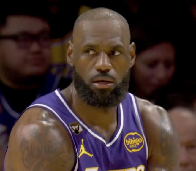 留队退役巡演?队记曝如果詹姆斯想征战第24季 湖人欢迎他回归 留队退役巡演?队记曝如果詹姆斯想征战第24季 湖人欢迎他回归