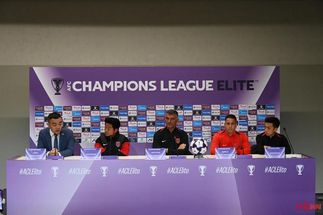 成都蓉城明晚再战亚冠！新帅阿洛伊西首次公开亮相，喊出联赛争冠的口号