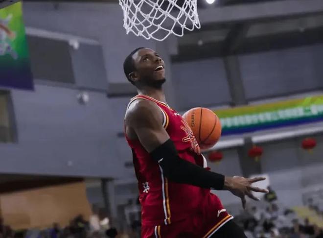 山西78-59淘汰广厦 球员评价:4人优秀,2人及格,6人低迷 山西78-59淘汰广厦 球员评价:4人优秀,2人及格,6人低迷