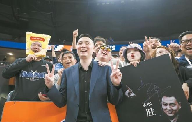 CBA俱乐部杯赛,上海、山西进入总决赛,卢伟目标二连冠 CBA俱乐部杯赛,上海、山西进入总决赛,卢伟目标二连冠