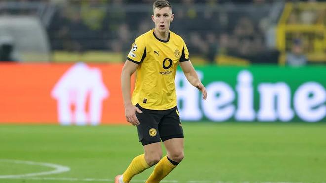 图片报:施洛特贝克3月决定未来,新合同含与欧冠资格相关条款 图片报:施洛特贝克3月决定未来,新合同含与欧冠资格相关条款