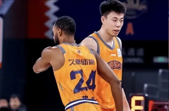 连签2小外,只剩一个换外援名额!排名第12令辽篮病急乱投医? 连签2小外,只剩一个换外援名额!排名第12令辽篮病急乱投医?