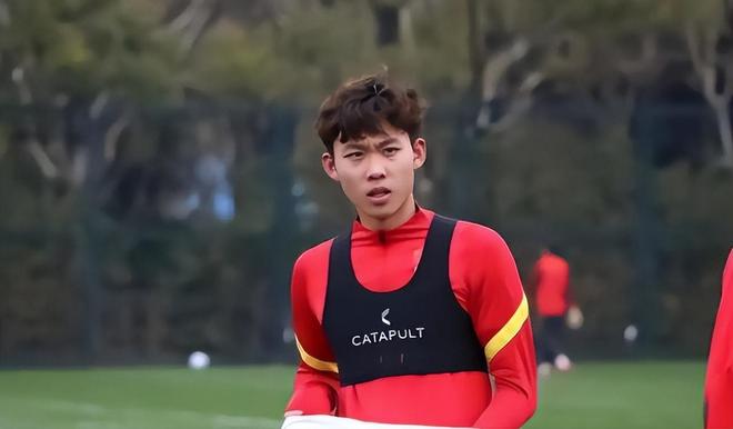 意外！为何本轮亚冠金顺凯仅踢30秒就犯规送点，背后原因找到了