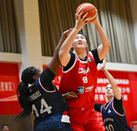 教学热身赛:中国女篮85-79险胜国际联队 未公开比赛细节 教学热身赛:中国女篮85-79险胜国际联队 未公开比赛细节