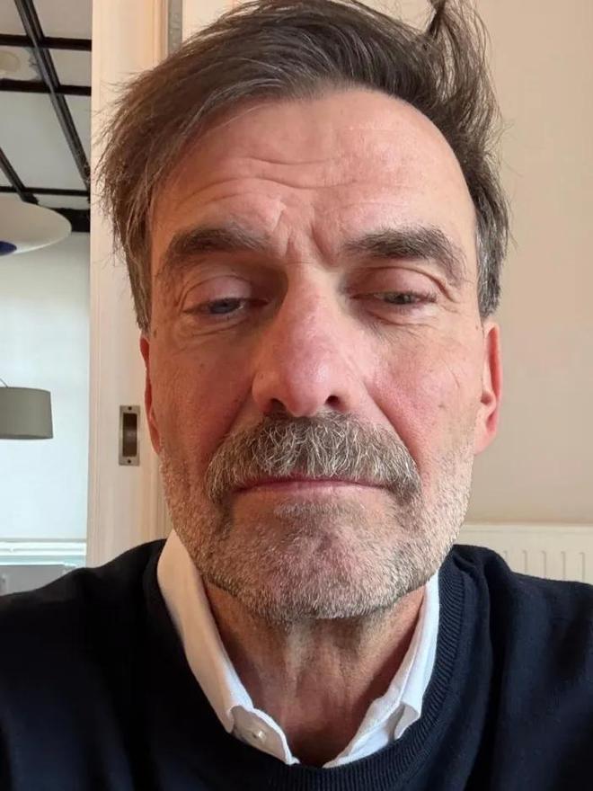 Let's cook,克洛普的新造型被人吐槽像绝命毒师里的“老白” Let's cook,克洛普的新造型被人吐槽像绝命毒师里的“老白”