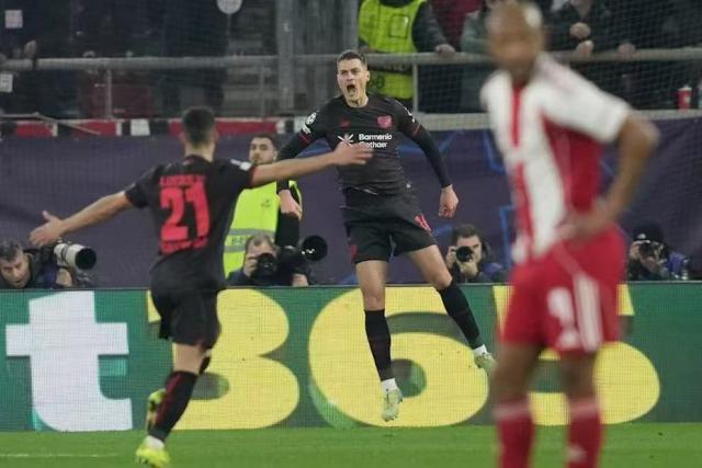 【观察】多特药厂马年开门红,德甲志在5张欧冠门票 【观察】多特药厂马年开门红,德甲志在5张欧冠门票