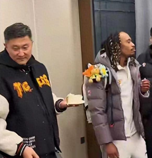 确定不打!崔永熙首秀时间确定,辽粤战可登场,后场三叉戟联手 确定不打!崔永熙首秀时间确定,辽粤战可登场,后场三叉戟联手