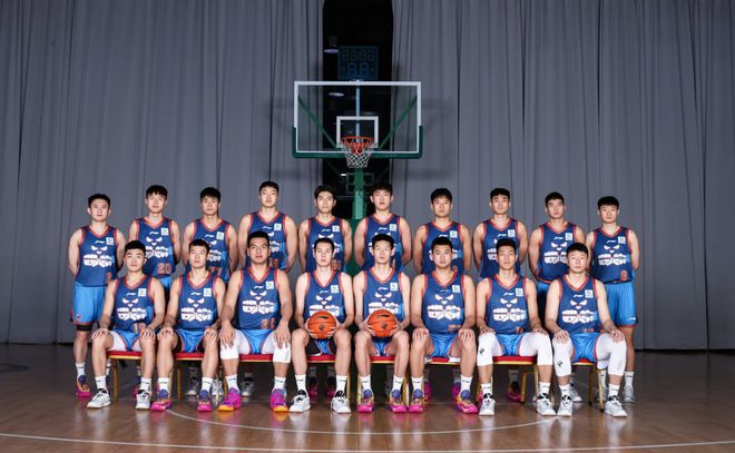 姚明一离任就不行！苏群曝CBA分红今年少800万 升降级势在必行？