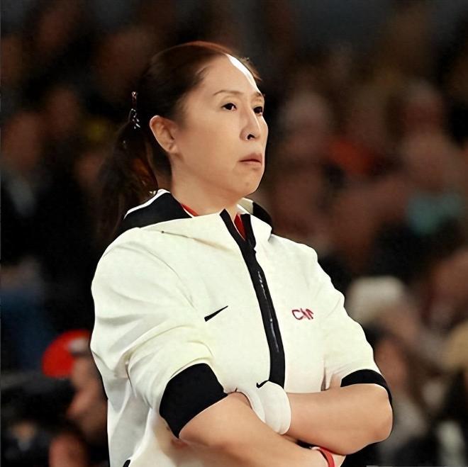 中国女篮惨败比利时原因找到 前国家队主教练点评直击要害