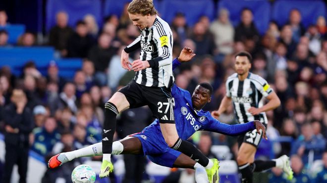 0-1!欧冠完败后回到联赛主场又输球 11.6亿豪门双线沉沦5轮仅1胜 0-1!欧冠完败后回到联赛主场又输球 11.6亿豪门双线沉沦5轮仅1胜