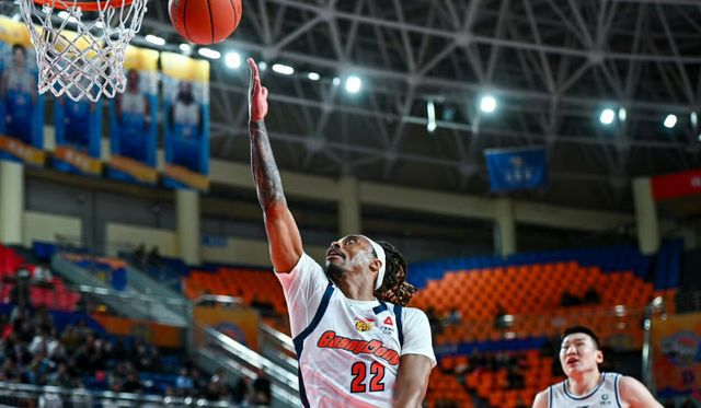 CBA最新消息！曝广东宏远换掉麦考尔，山西男篮大将受伤