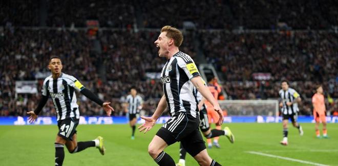 哈维-巴恩斯:客战巴萨要延续首回合的逼抢力度,并坚持全场 哈维-巴恩斯:客战巴萨要延续首回合的逼抢力度,并坚持全场