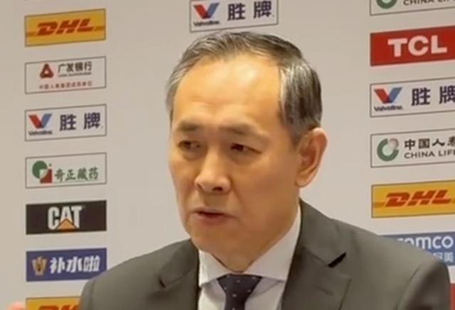 许利民:周琦+麦基双塔是我的尝试,两人的防守让我增加了信心 许利民:周琦+麦基双塔是我的尝试,两人的防守让我增加了信心