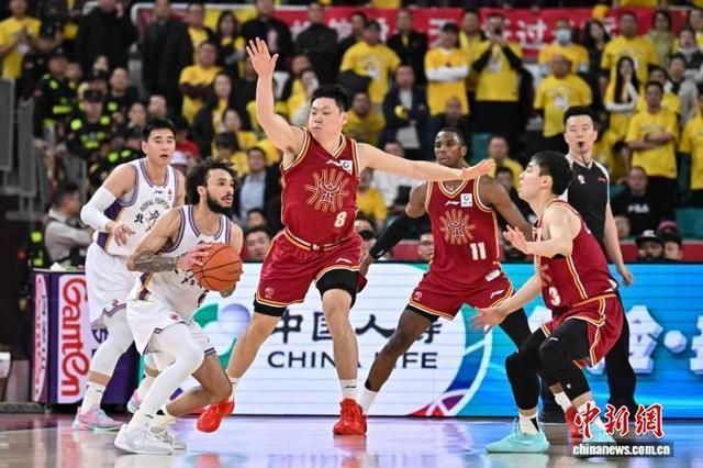 CBA常规赛:山西主场107:102力克北控 CBA常规赛:山西主场107:102力克北控