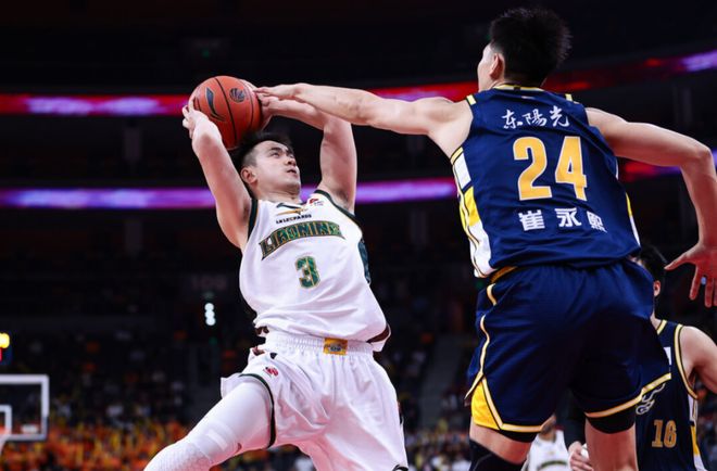 辽宁VS广州严阵以待！莫兰德硬磕徐昕，洛佩斯全力冲击六连胜