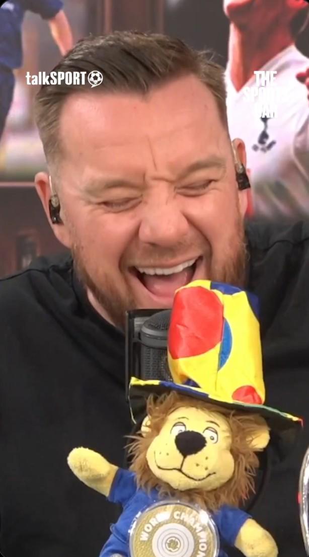 切尔西被灌了8球,奥哈拉:被巴黎完爆了,一点体面都没有 切尔西被灌了8球,奥哈拉:被巴黎完爆了,一点体面都没有