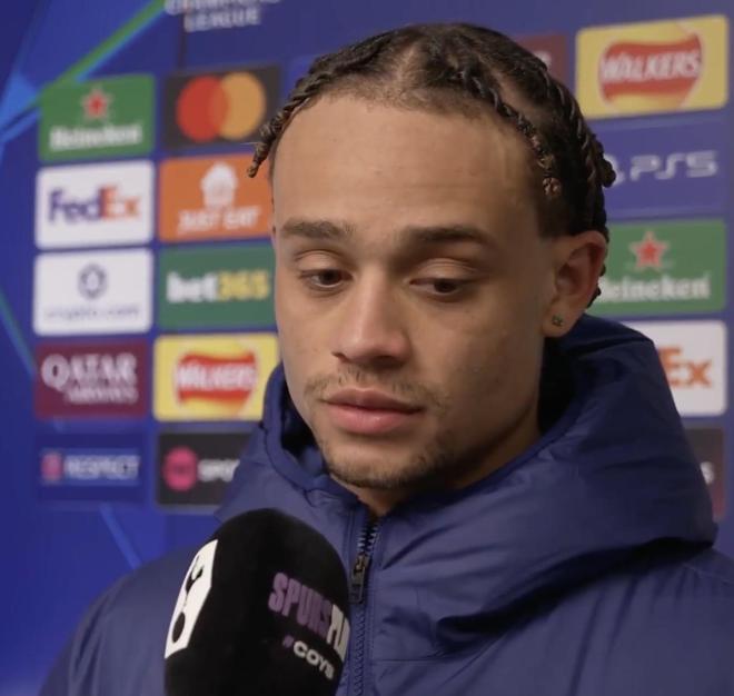 西蒙斯:我希望每一场比赛都能上场;接下来每一场都是决赛 西蒙斯:我希望每一场比赛都能上场;接下来每一场都是决赛