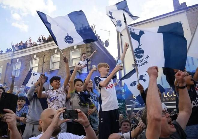 修复与球队的关系,TA:热刺球迷组织计划举办支持球队的活动 修复与球队的关系,TA:热刺球迷组织计划举办支持球队的活动