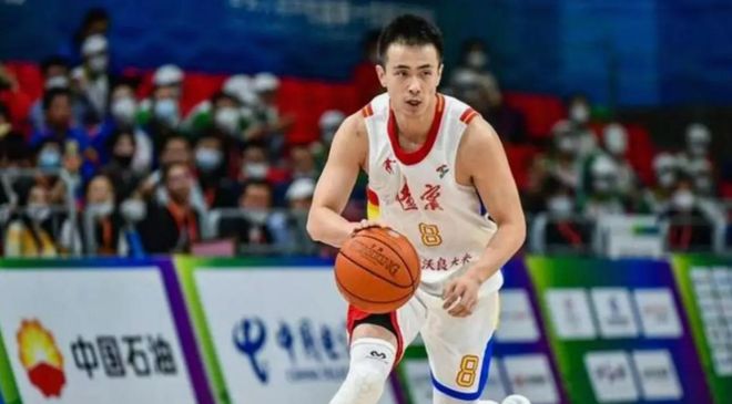 狂飙9记三分轰60分6助!男篮双后卫"打疯了":赵睿砍34分斩杀辽篮 狂飙9记三分轰60分6助!男篮双后卫"打疯了":赵睿砍34分斩杀辽篮