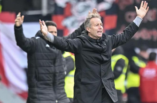 欧冠被淘汰后赛程压力减轻,尤尔曼德:每周一赛有利我们争四 欧冠被淘汰后赛程压力减轻,尤尔曼德:每周一赛有利我们争四