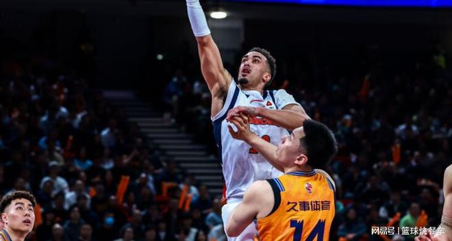 CBA积分榜最新排名出炉!上海冲上第1辽宁第9:广东恐跌出前四? CBA积分榜最新排名出炉!上海冲上第1辽宁第9:广东恐跌出前四?