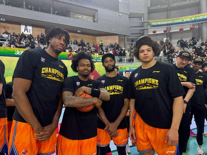 CBA最便宜的外援！却是广东男篮的噩梦，甚至影响总冠军归属