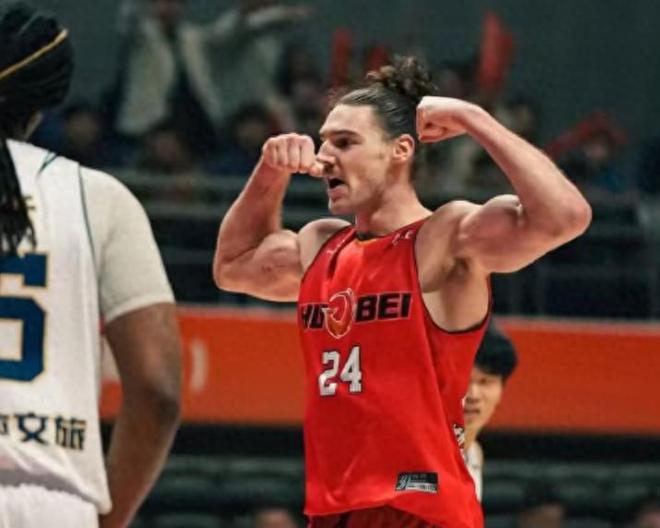 斯蒂尔火线注册,山东男篮力保前四,避免去年季后赛一轮游的尴尬 斯蒂尔火线注册,山东男篮力保前四,避免去年季后赛一轮游的尴尬