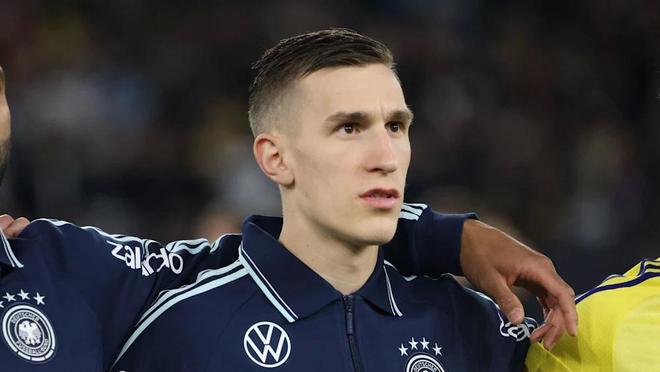 里肯:能理解施洛特贝克这样回应续约,我们也对报道感到意外 里肯:能理解施洛特贝克这样回应续约,我们也对报道感到意外